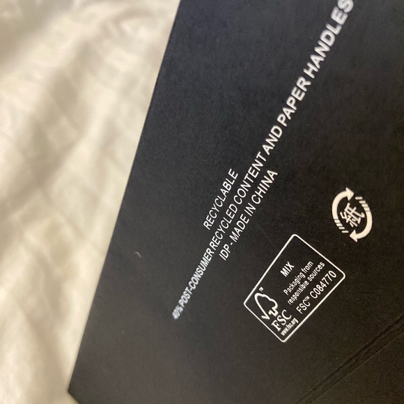 Chanel Gift Bag Ex Cond - Picture 9 of 9